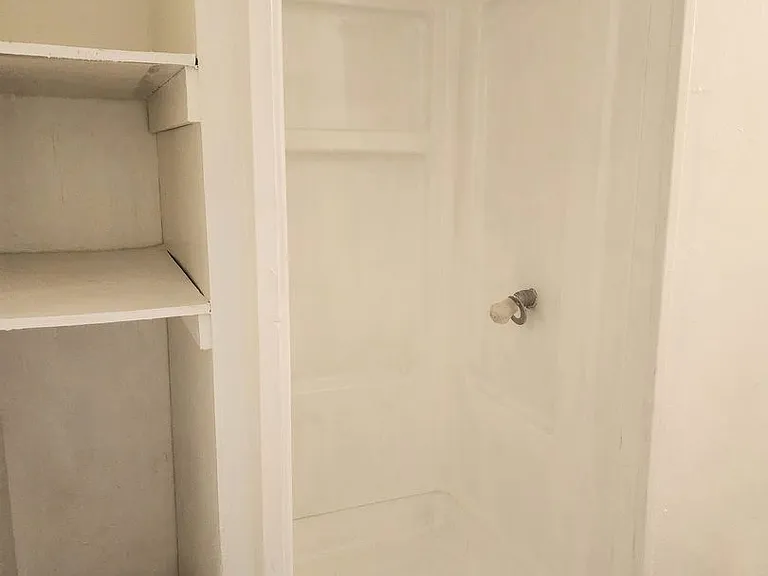 216 S Avenue I #6 — Photo 13