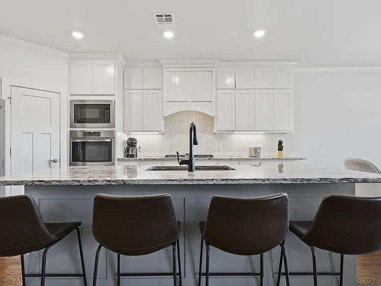 1229 W 86th Pl S — Photo 15
