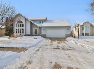 2721 32nd St S, Fargo, ND 58103