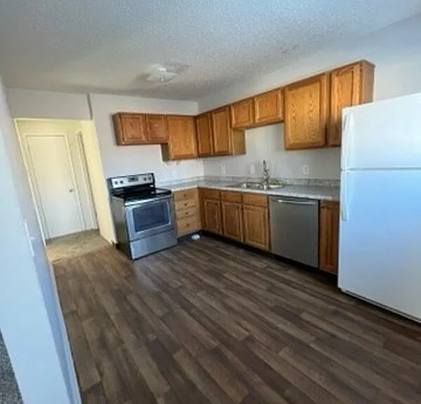 122 McKinley Ave — Photo 30