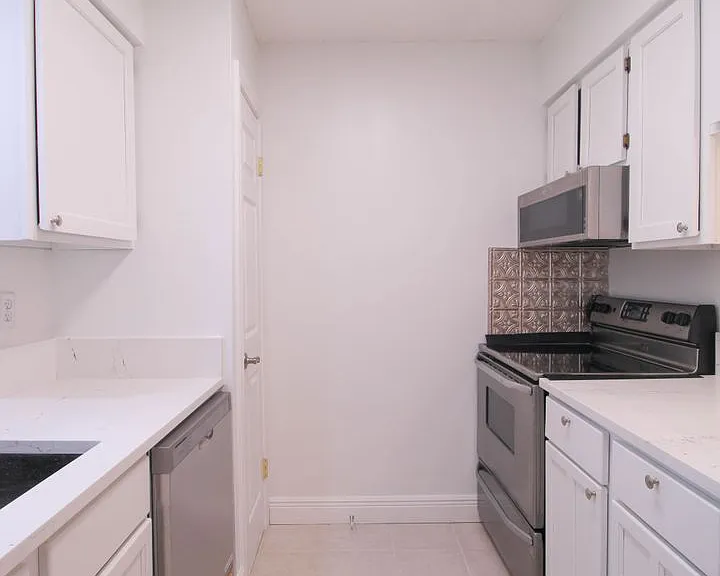 13018 Heimer Rd #210 — Photo 27