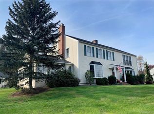 1285 Bronson Rd, Fairfield, CT 06824