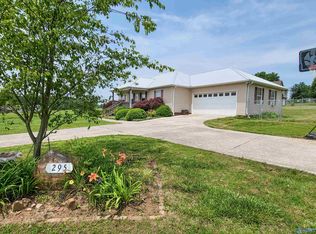 295 Park Rd, Grant, AL 35747