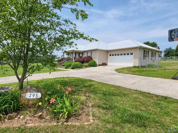 295 Park Rd, Grant, AL 35747