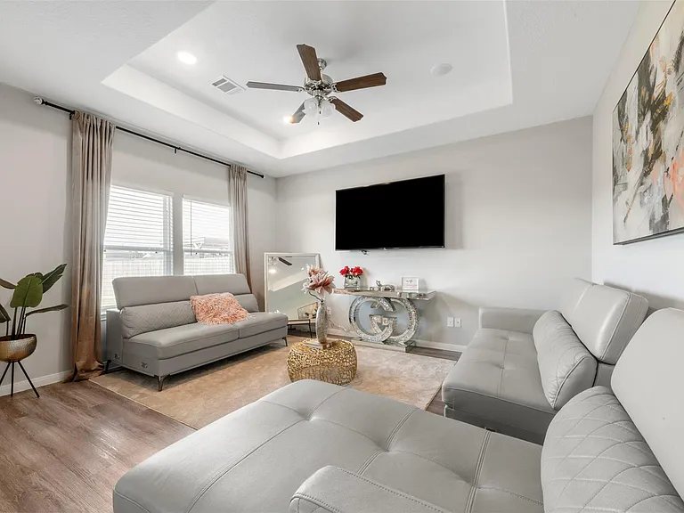 397 Road 5102 #L — Photo 3