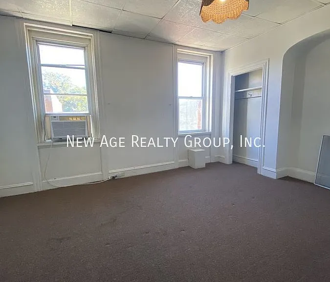 3240 N 15th St #3 — Photo 10