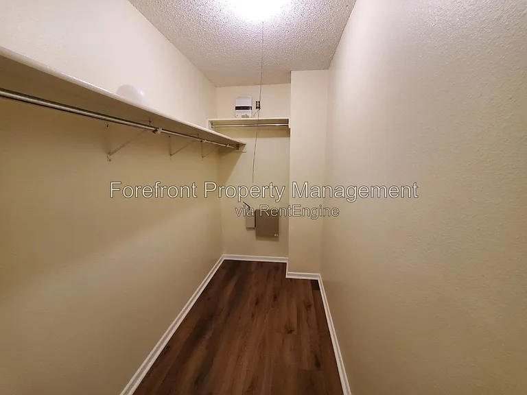 8219 Sunshine Trail Dr — Photo 27