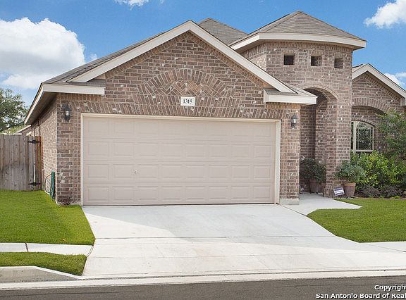 2nd image of 1315 Kingbird Ct