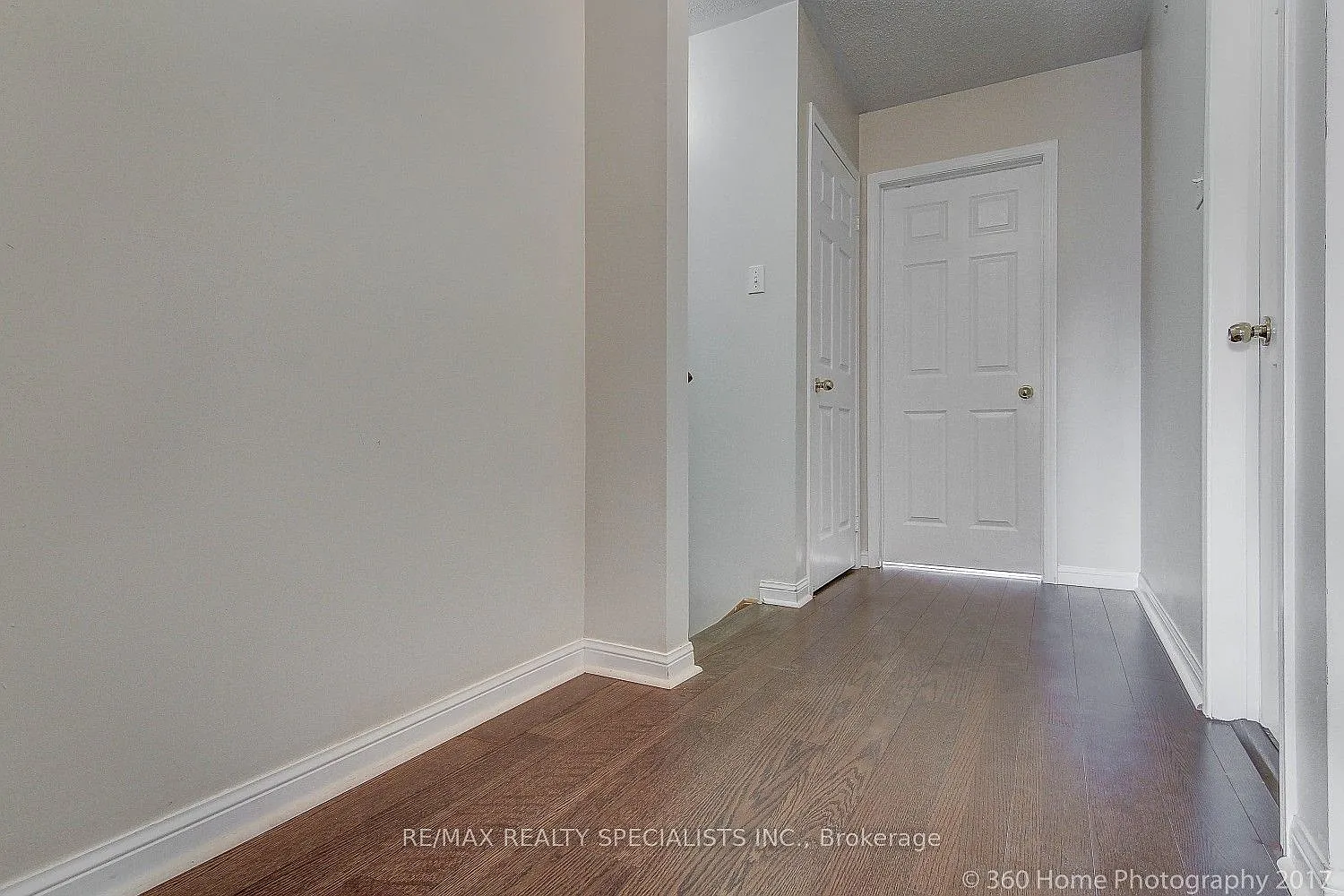 3 bed, $3,000 — Photo 3