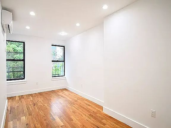 2nd image of 588 Quincy St APT 6