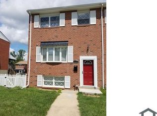 1000 Stormont Cir, Baltimore, MD 21227