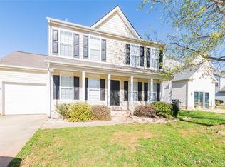 2715 Mulberry Pond Dr, Charlotte, NC 28208