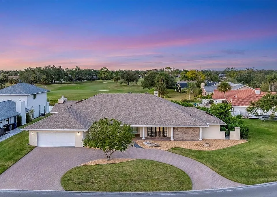 3911 Torrey Pines Blvd