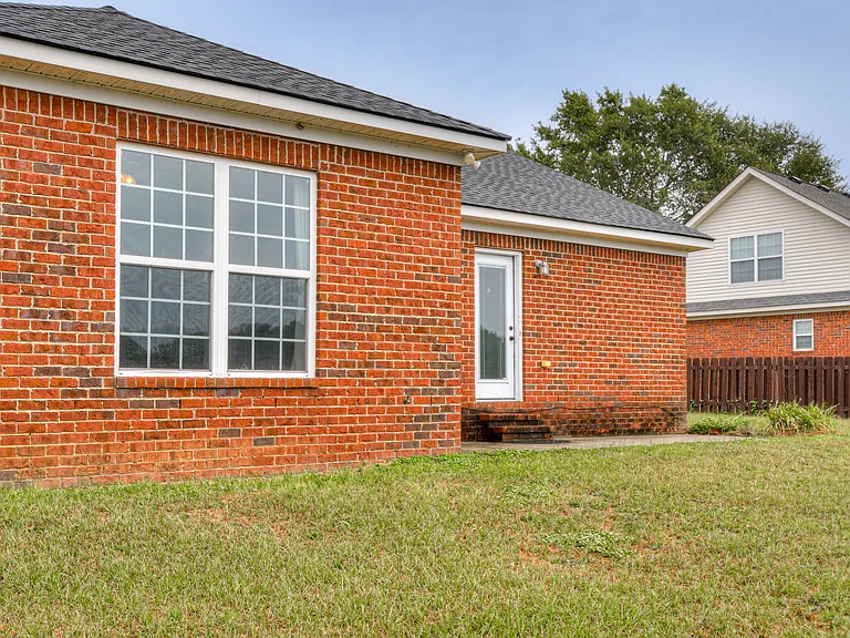 223 Old Berzelia Rd — Photo 38
