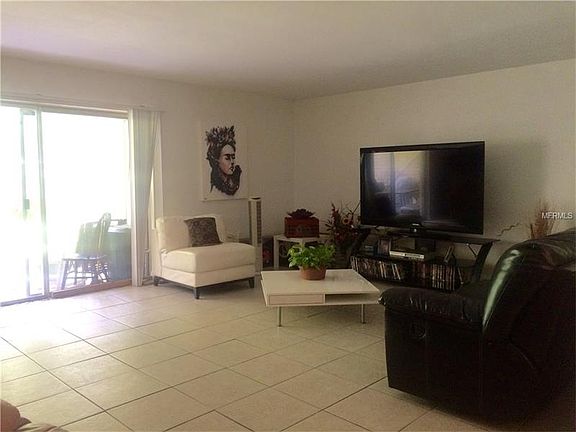 3rd image of 7726 Palmera Pointe Cir