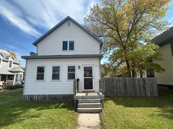 408 Main Ave N, Thief River Falls, MN 56701