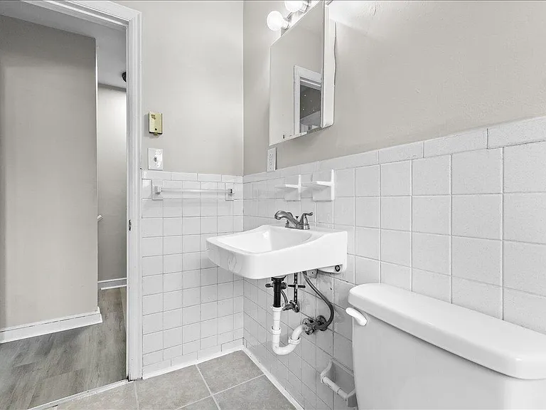 713 Bibb St NE — Photo 15