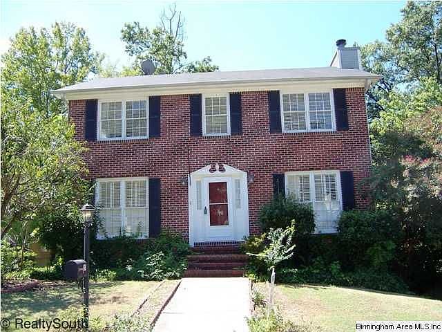 2nd image of 157 S Pointe Dr