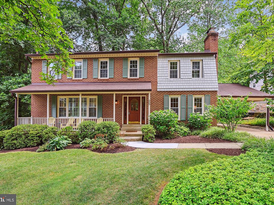 1st image of 523 Woodland Ct NW
