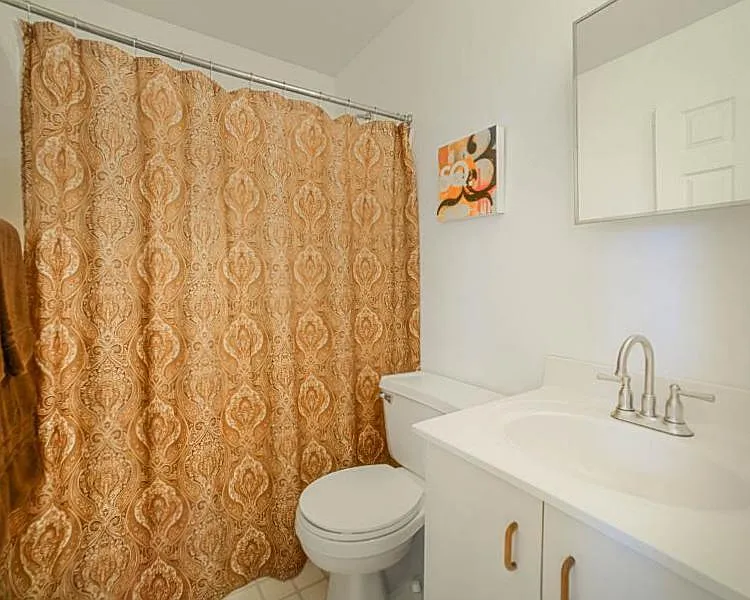 Studio, 400 sqft, $695 — Photo 4