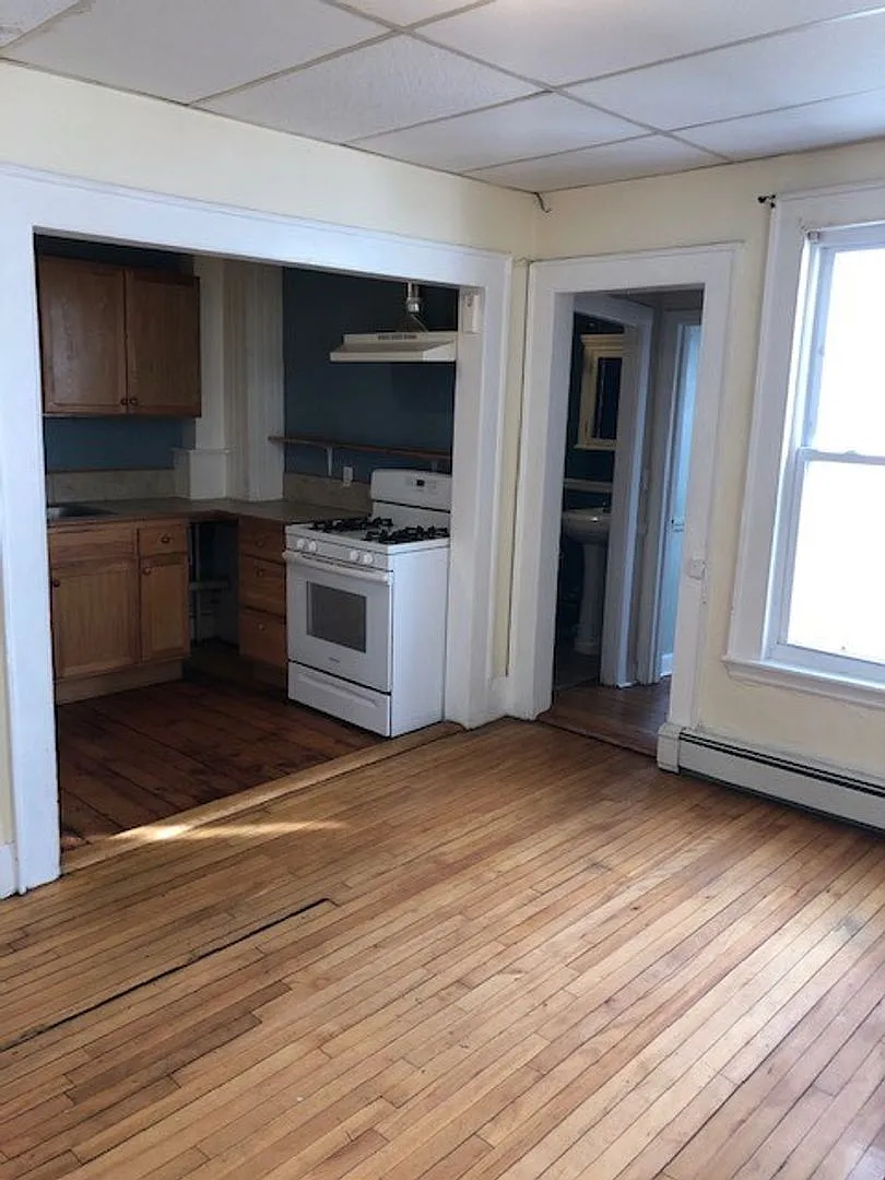 12 Gillman Street, LLC — Photo 3