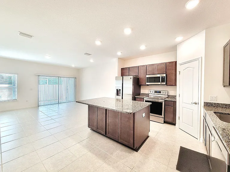 12523 NW 7th Pl — Photo 1