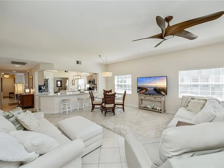 8200 Saratoga Dr #401 — Photo 11