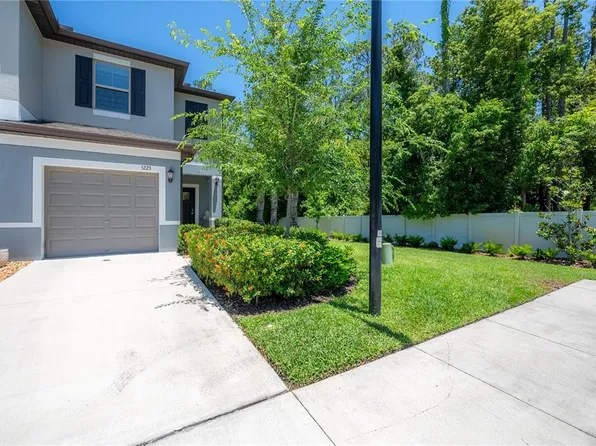 5223 Forum Blvd, Holiday, FL 34690