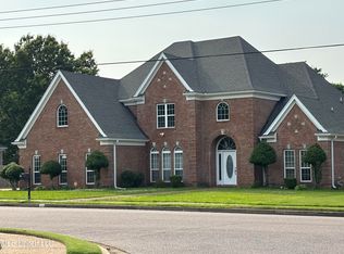 220 Forked Creek Pkwy, Hernando, MS 38632