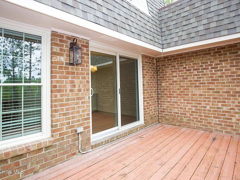 131 Racquet Ln — Photo 81