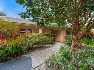 900 Cypress Ter #V61, Pompano Beach, FL 33069
