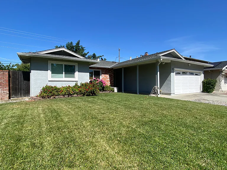 370 Colville Dr — Photo 40