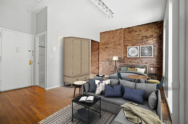 Rented by Cooper & Cooper Real Estate | media 9