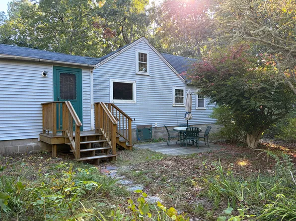199 Telegraph Rd, Dennis Port, MA 02639