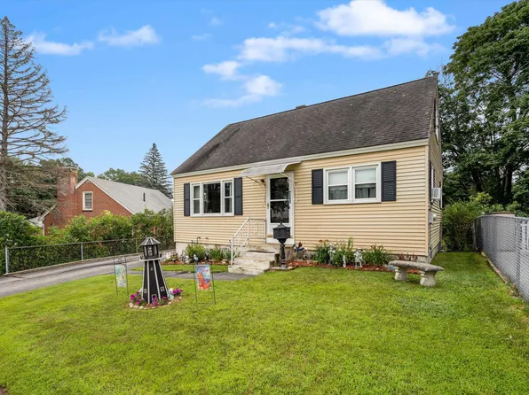 12 Dickey Street, Manchester, NH 03102