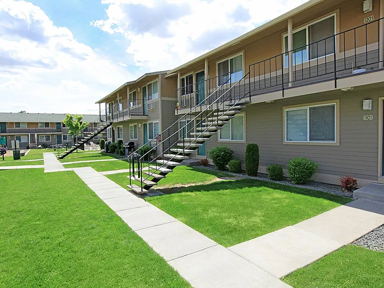 Meadow Park — Photo 12