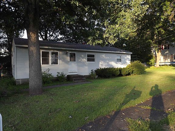 21 Nottingham Dr Nashua Nh 03062 Mls 4879484 Zillow