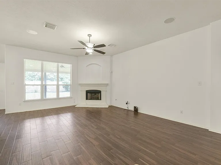 1414 Phoenician Dr — Photo 6