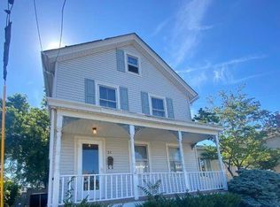 31 Broadway, Keyport, NJ 07735
