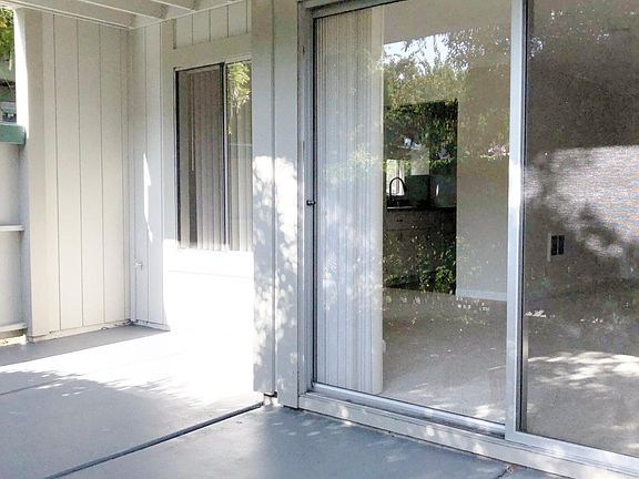 4th image of 615 Blossom Hill Rd #53
