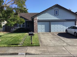 1357 Rosana Way, Rohnert Park, CA 94928