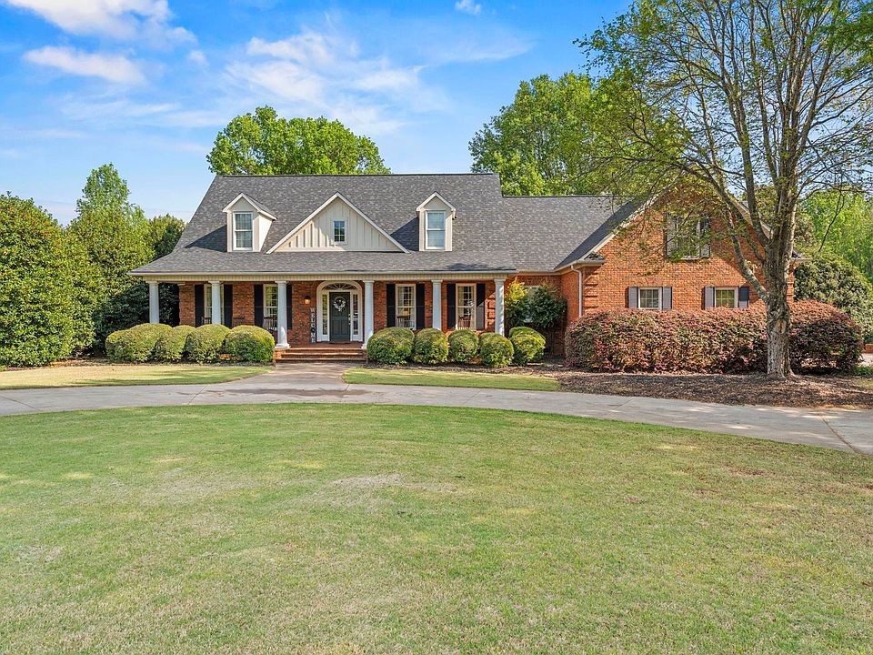 1st image of 429 Waterford Point Dr