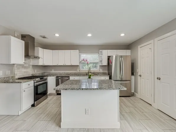 6742 Hialeah Dr, Dallas, TX 75214
