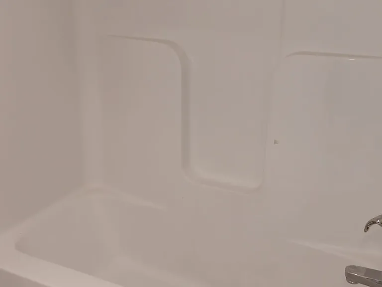 Grammery Court Apartments — Photo 14