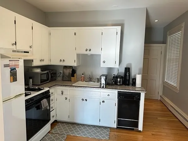 31 Auburn St #1 — Photo 9