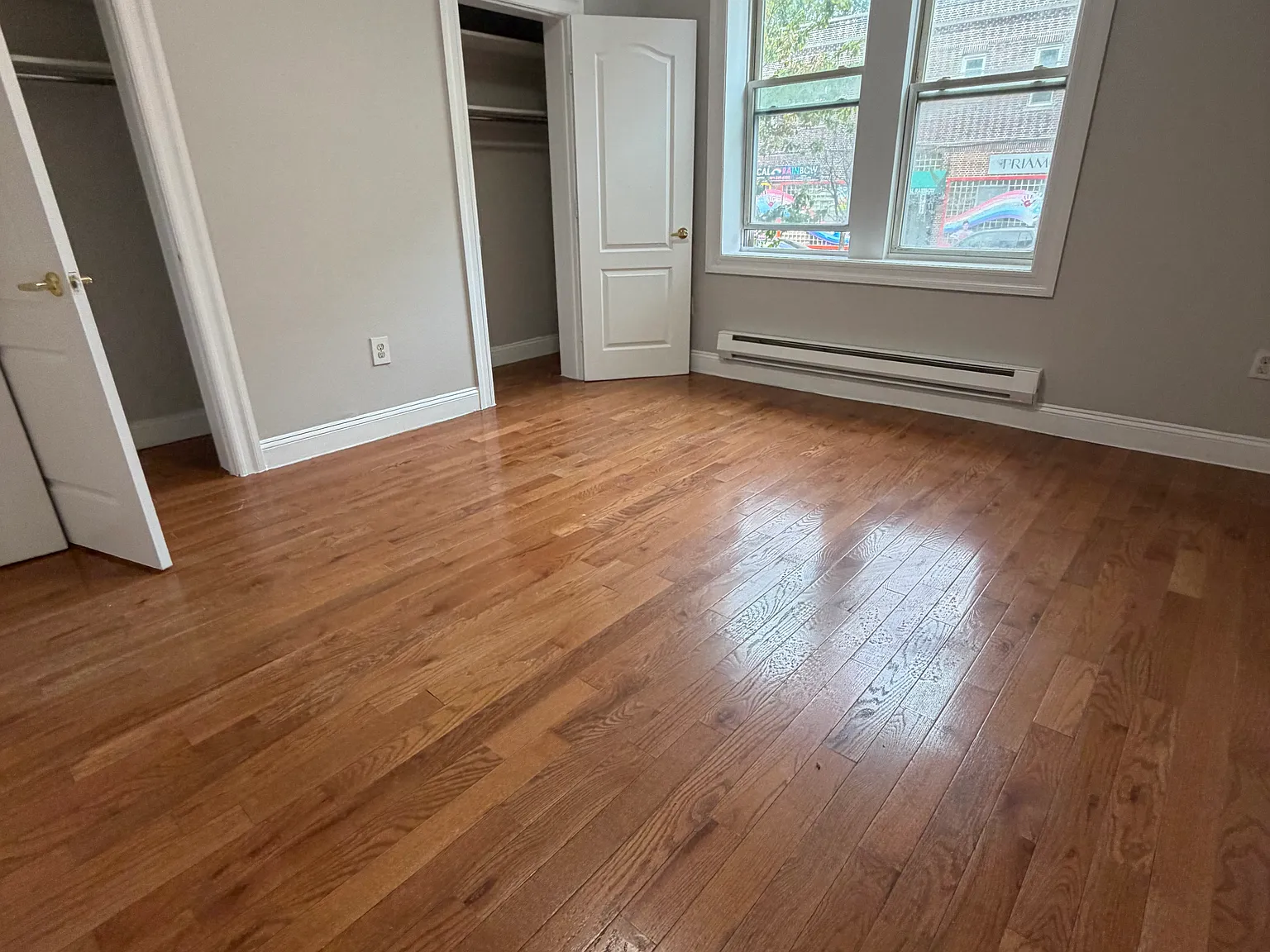 2 bed, 800 sqft, $2,350 — Photo 3