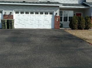 9208 Spirit Hills Rd, Monticello, MN 55362