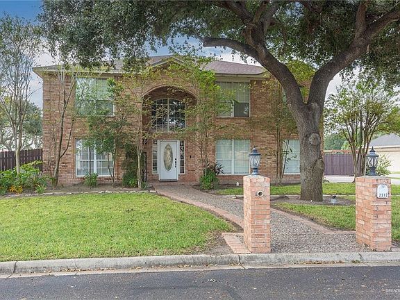 3rd image of 2312 Monaco Dr