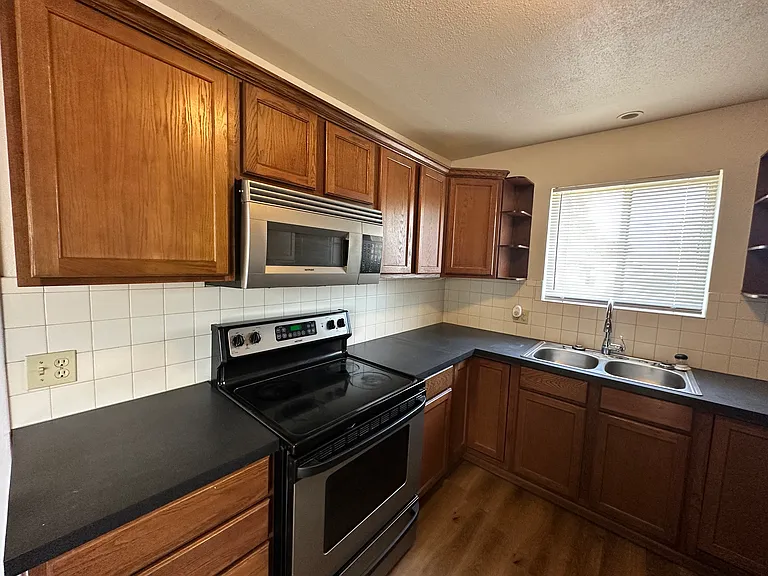 5028 N Linn Ave — Photo 9