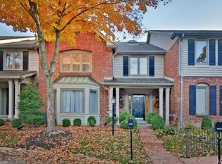 14420 Valley Meadow Ct W, Chesterfield, MO 63017